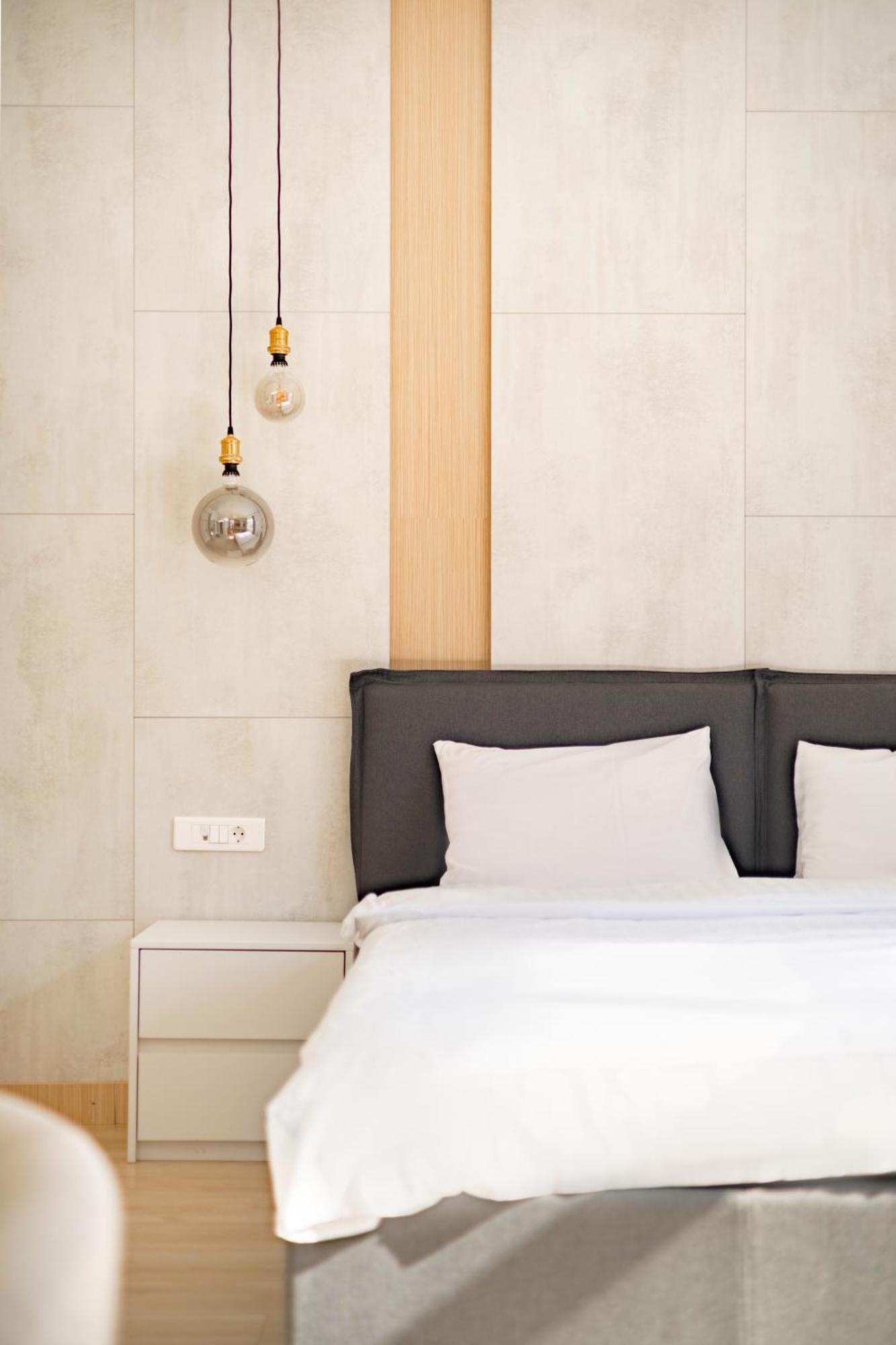 بوخارست Piccolo Mondo By Citybookings الغرفة الصورة