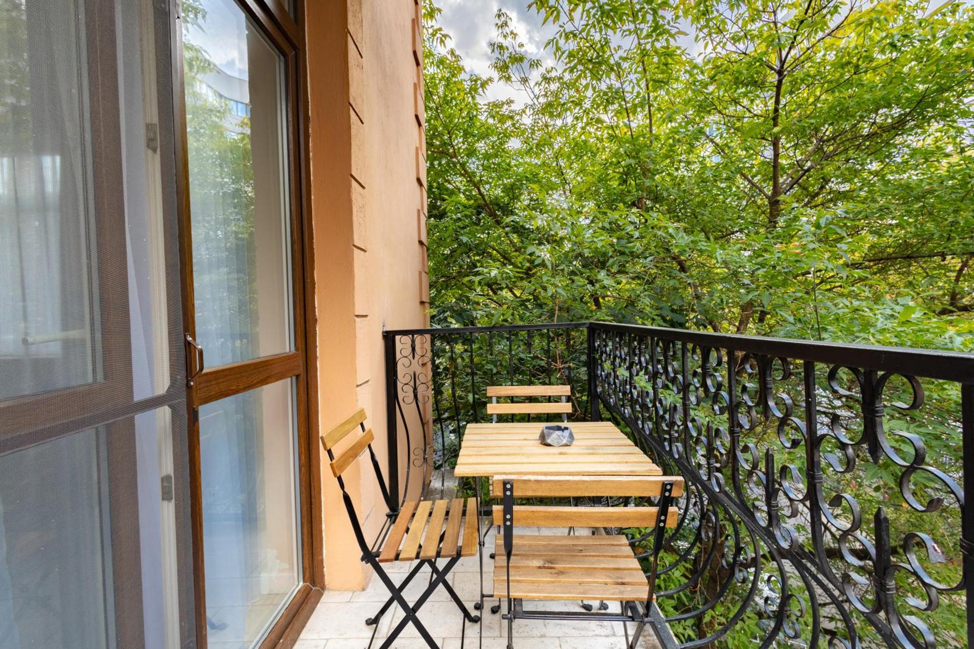بوخارست Piccolo Mondo By Citybookings المظهر الخارجي الصورة